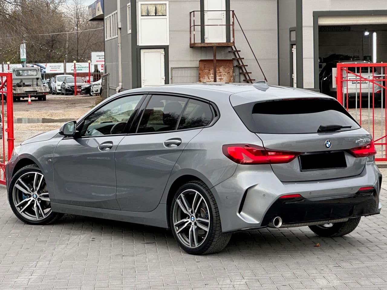 2022 BMW 118 — Miniatură 4