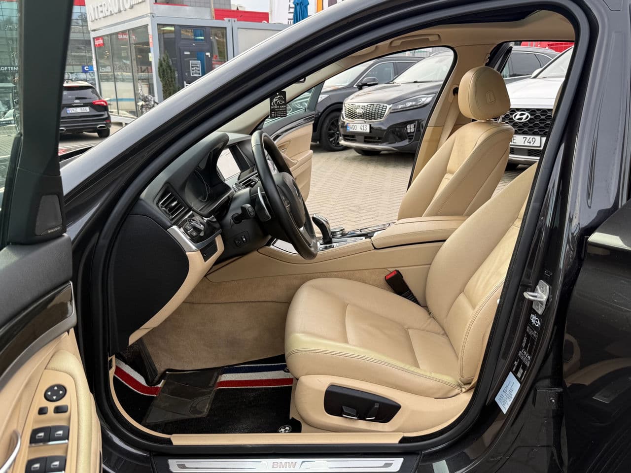 BMW 528 2015 — Миниатюра 5