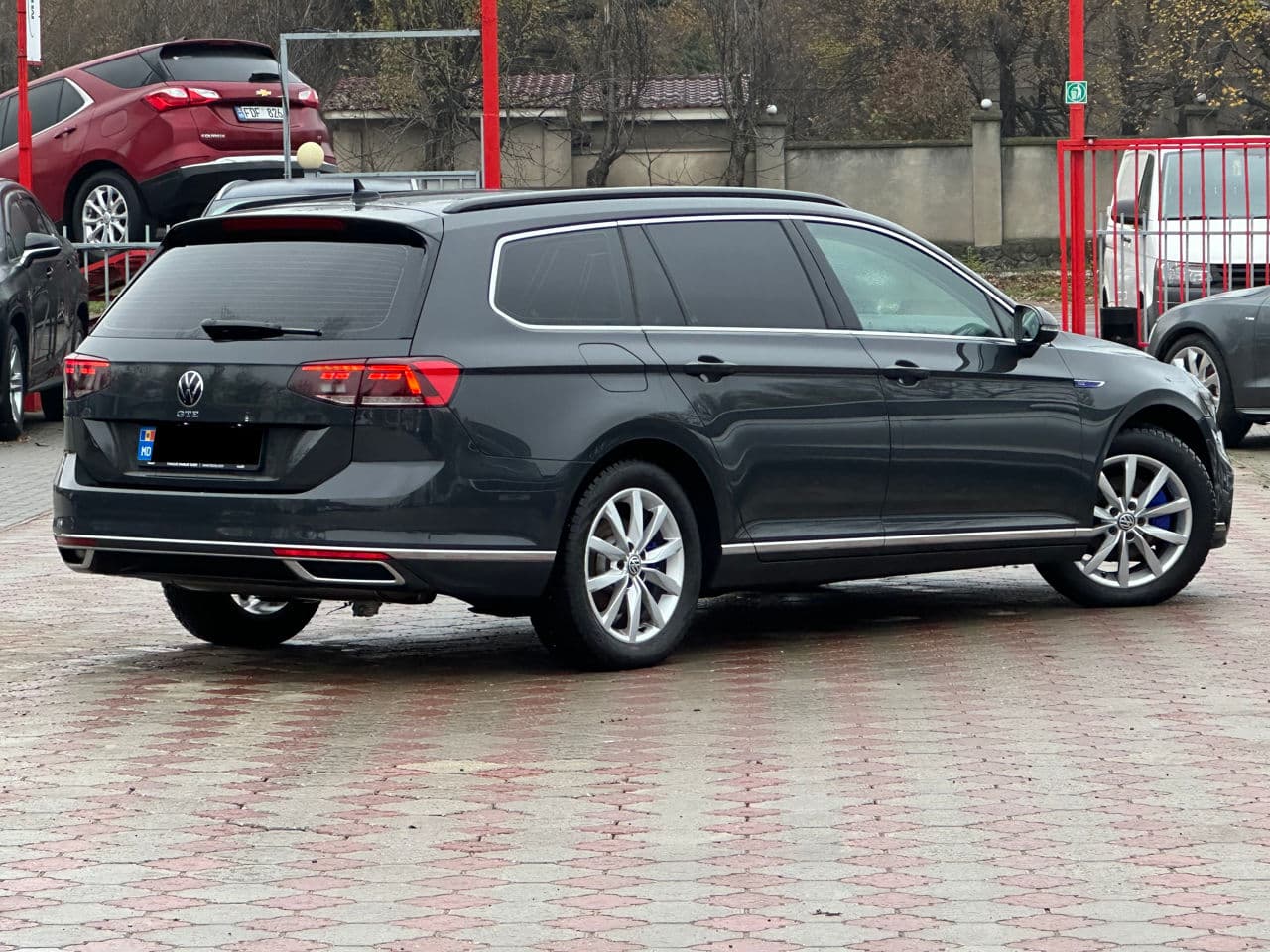 2021 Volkswagen Passat GTE — Miniatură 3