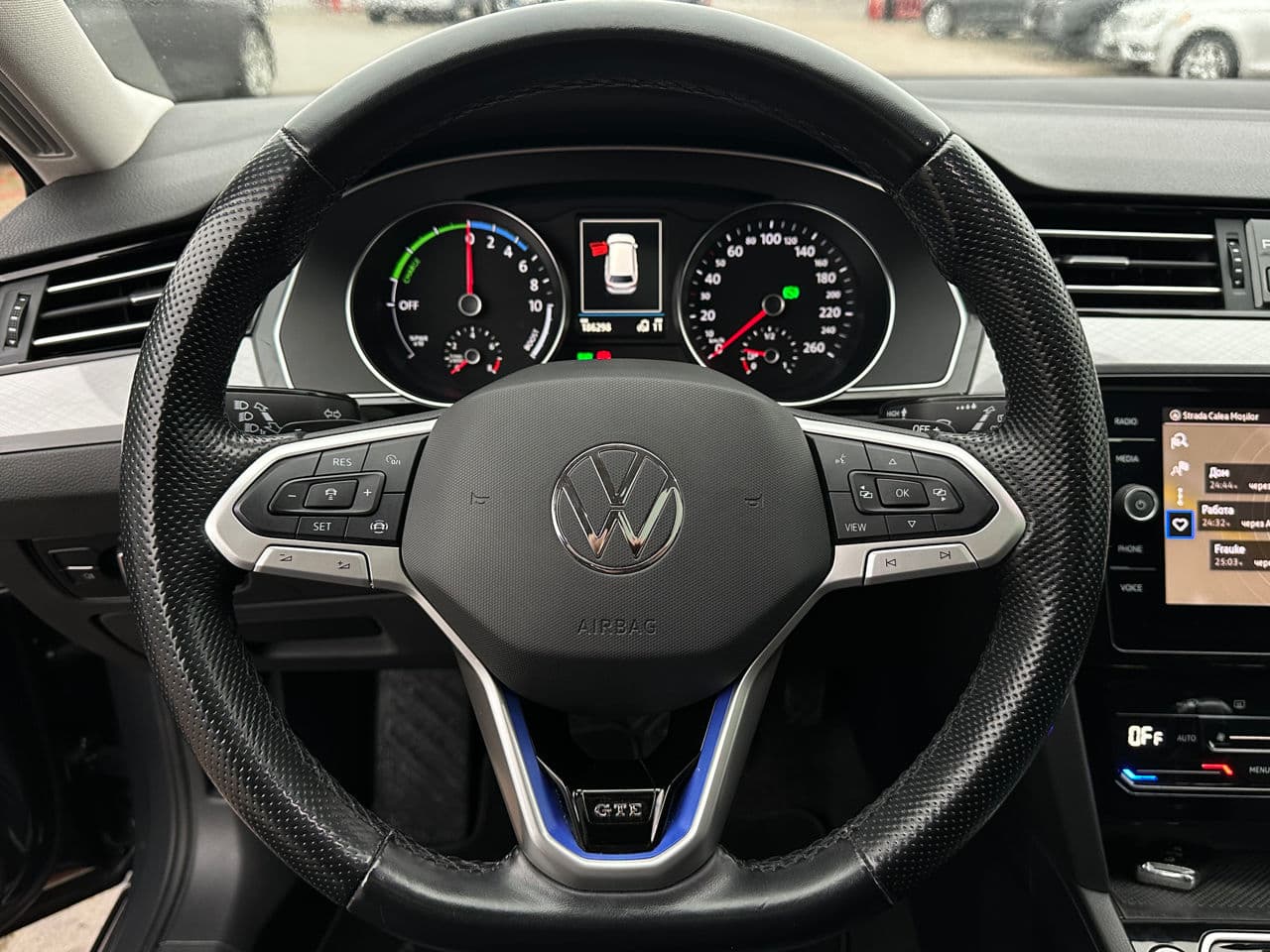2021 Volkswagen Passat GTE — Miniatură 9