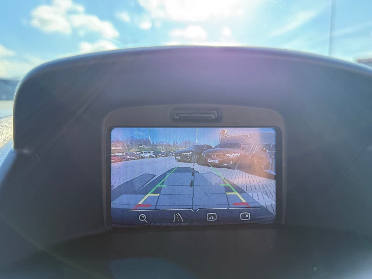2016 Ford Fiesta — Miniatură 9