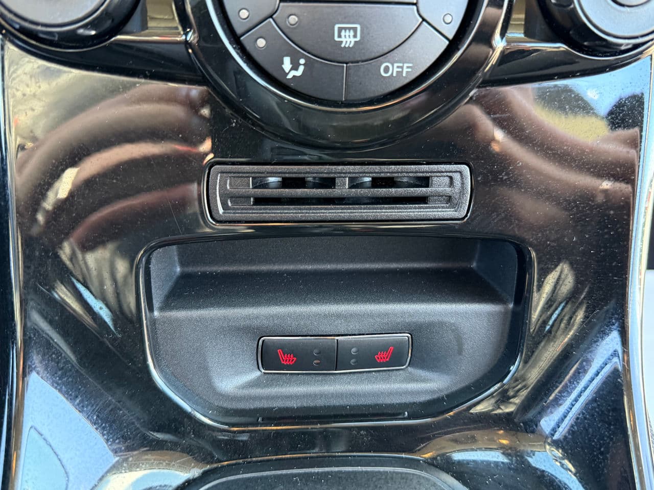 2016 Ford Fiesta — Miniatură 11