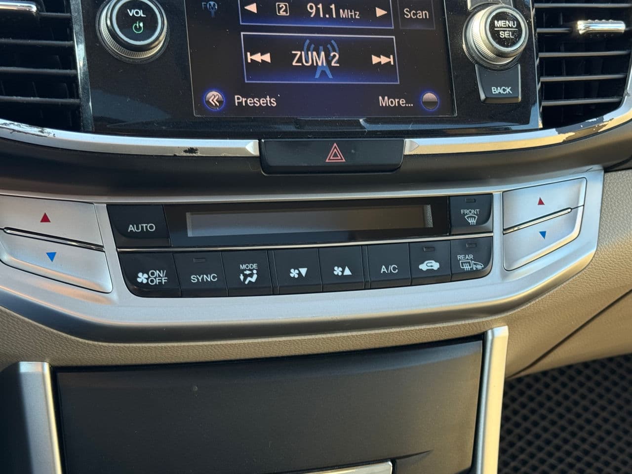 2015 Honda Accord — Miniatură 12