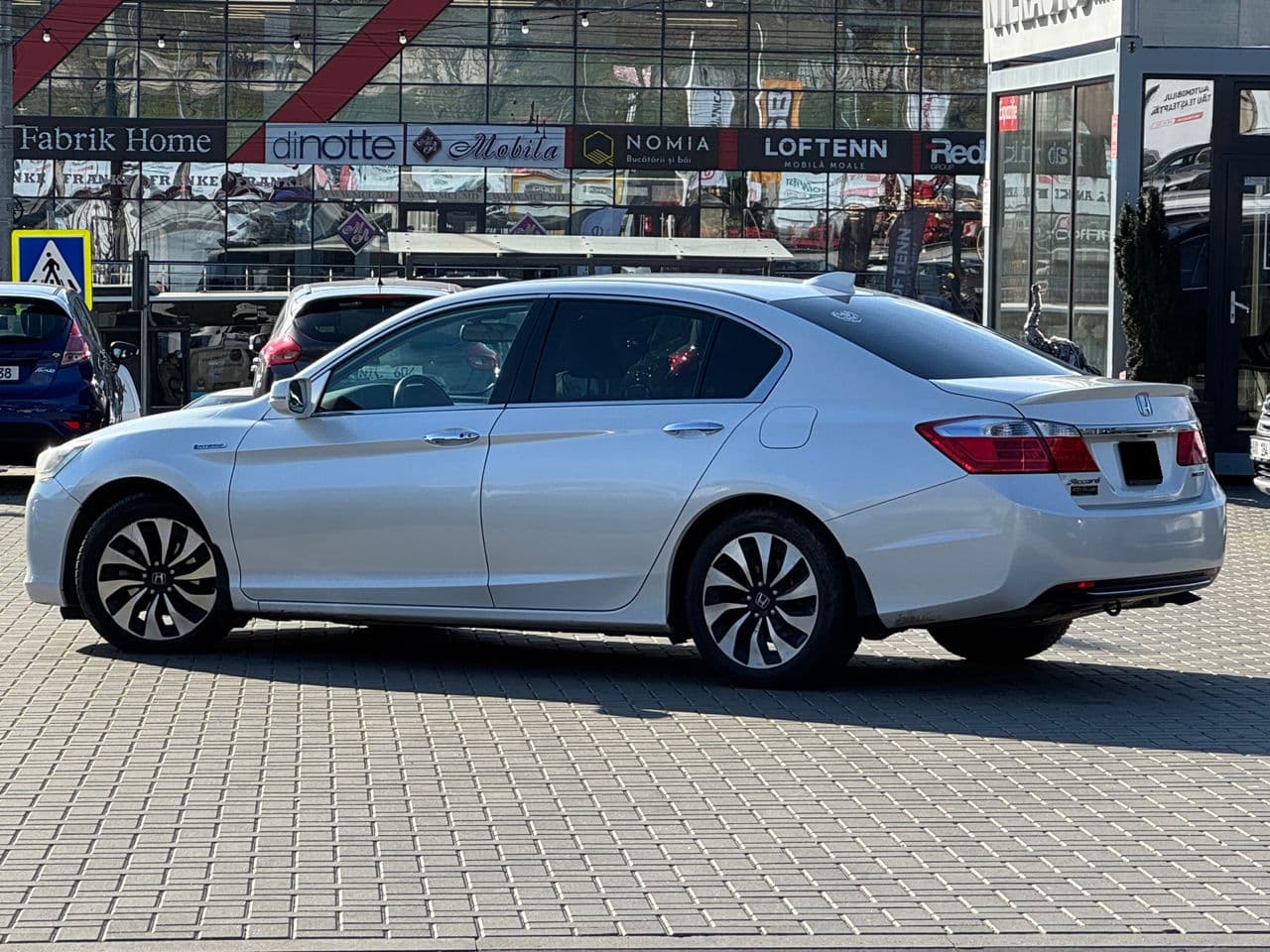 2015 Honda Accord — Miniatură 4