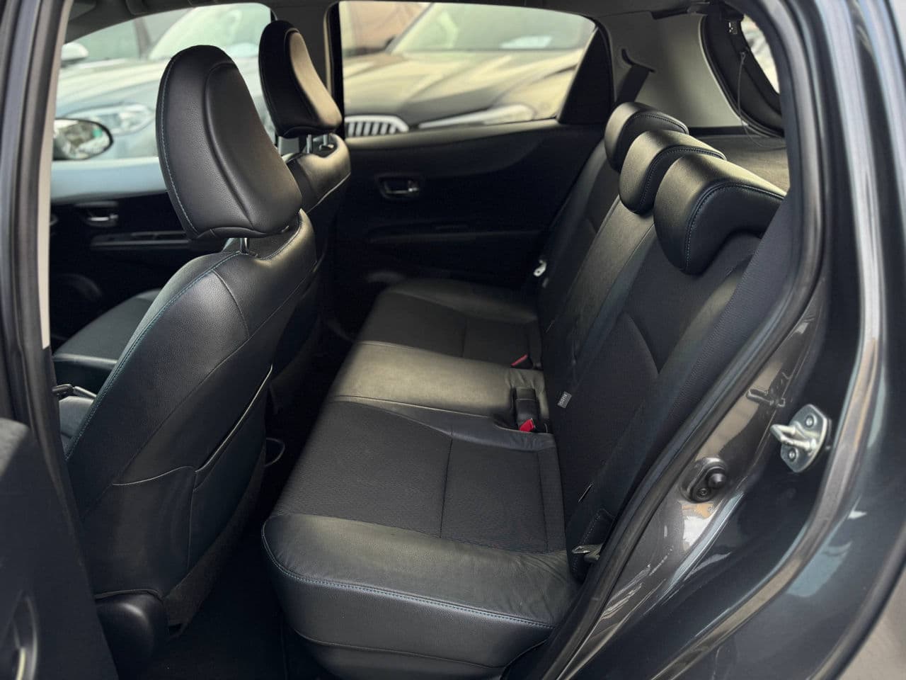 Toyota Yaris 2012 — Миниатюра 13