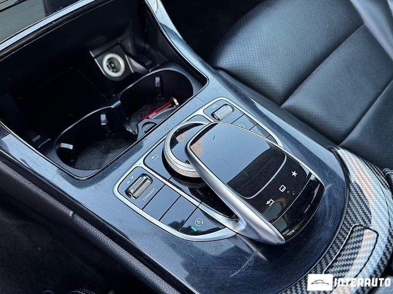 2015 Mercedes C 300 — Miniatură 14