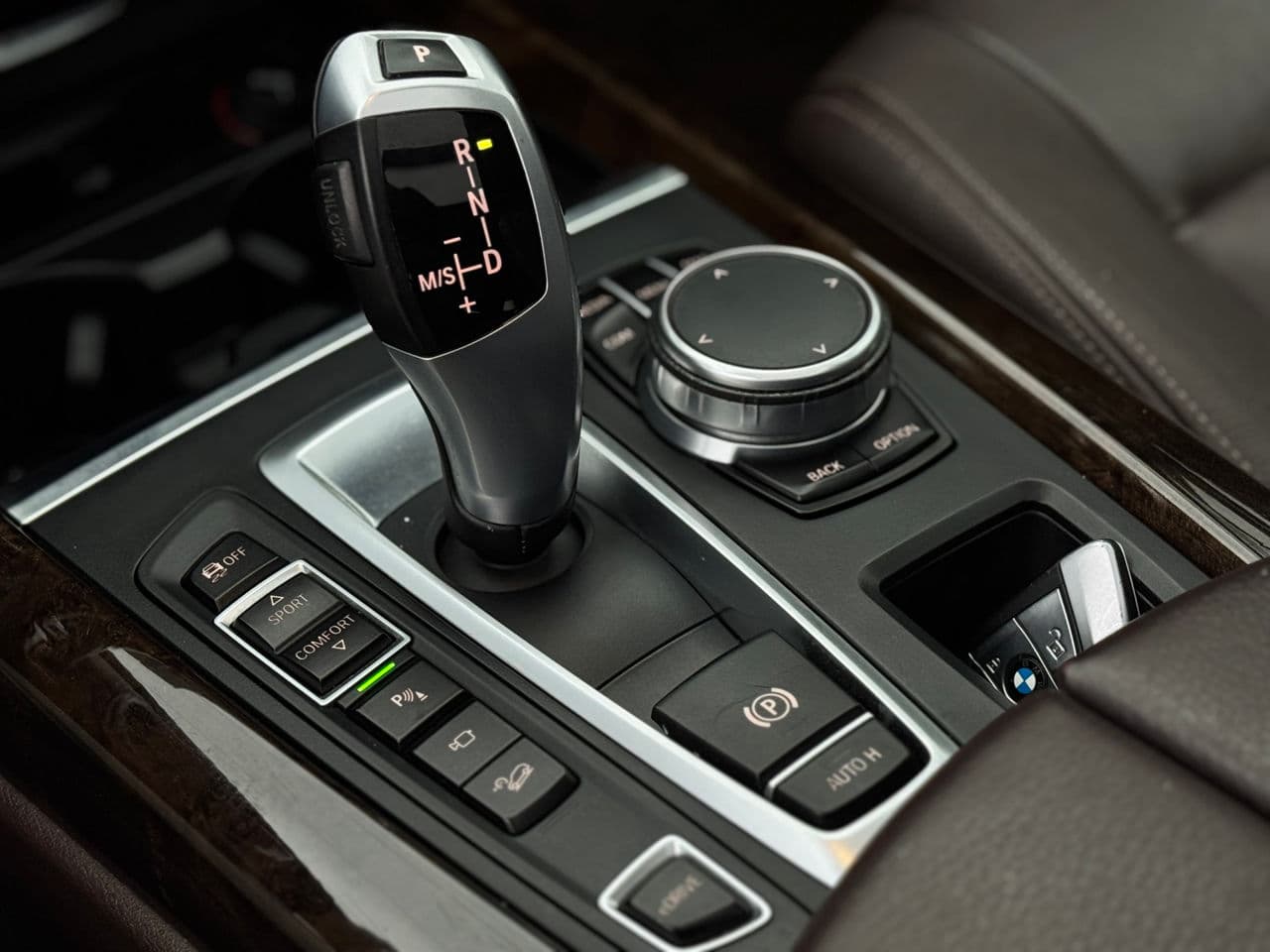 2017 BMW X5 4.0e — Miniatură 16