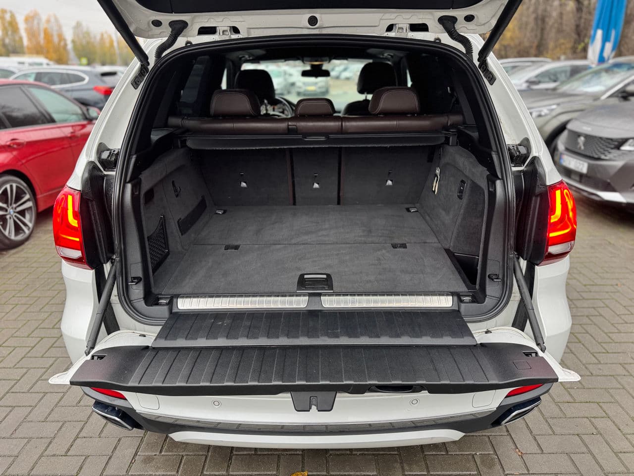 2017 BMW X5 4.0e — Miniatură 5