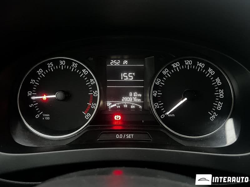2015 Skoda Rapid — Miniatură 9