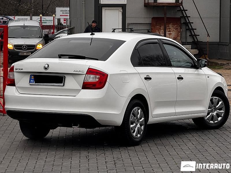 2015 Skoda Rapid — Miniatură 2