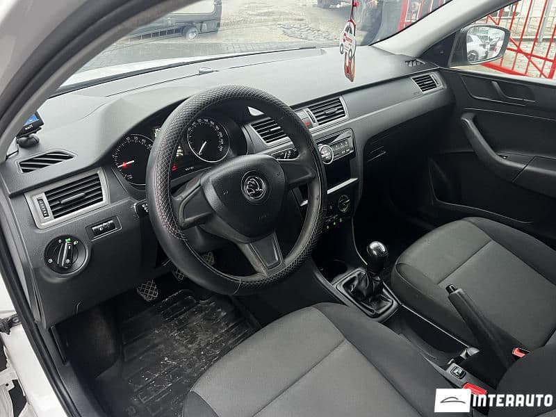 2015 Skoda Rapid — Miniatură 7