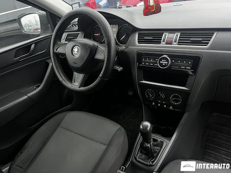 2015 Skoda Rapid — Miniatură 6