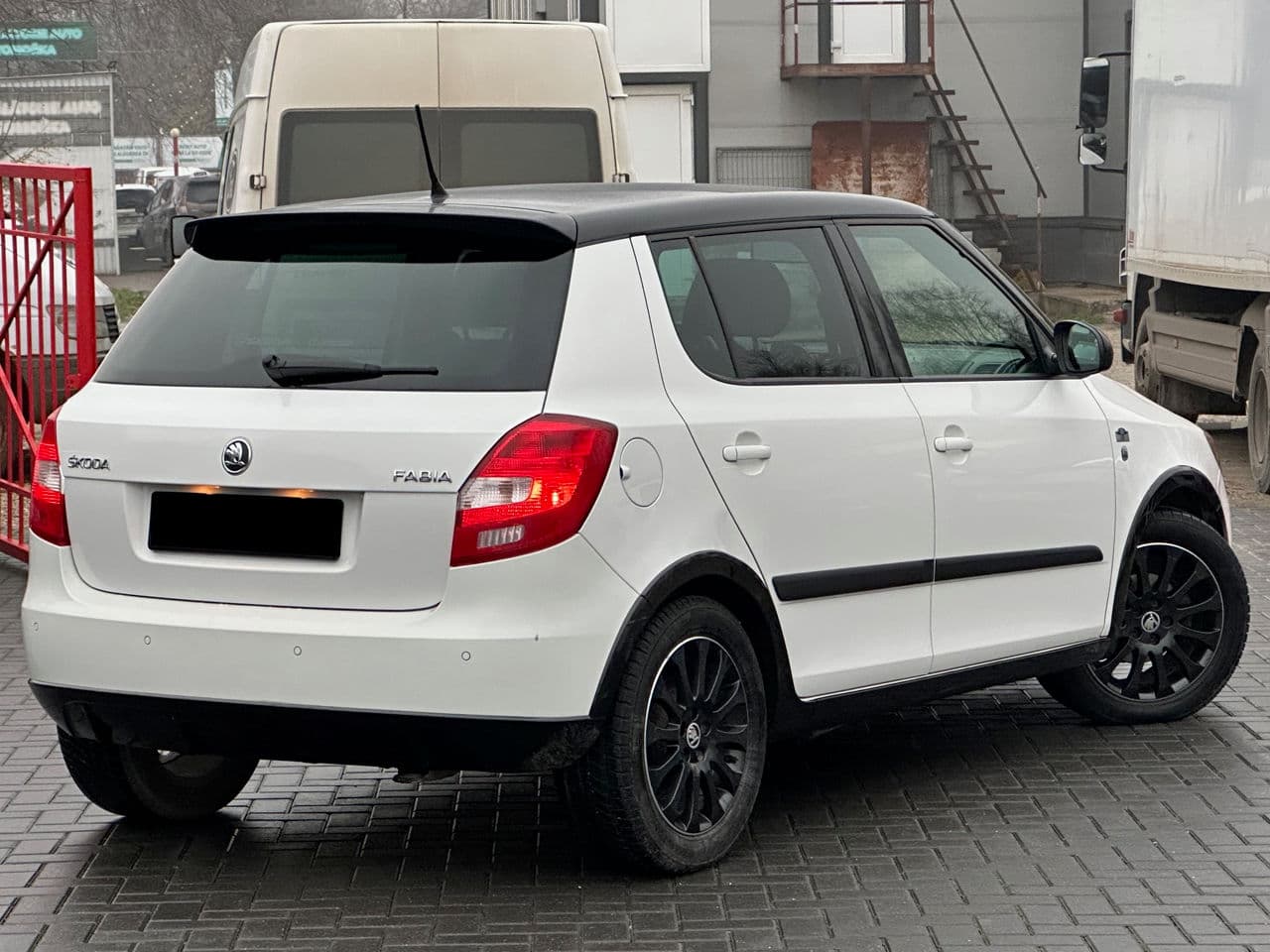 Skoda Fabia 2013 — Миниатюра 2