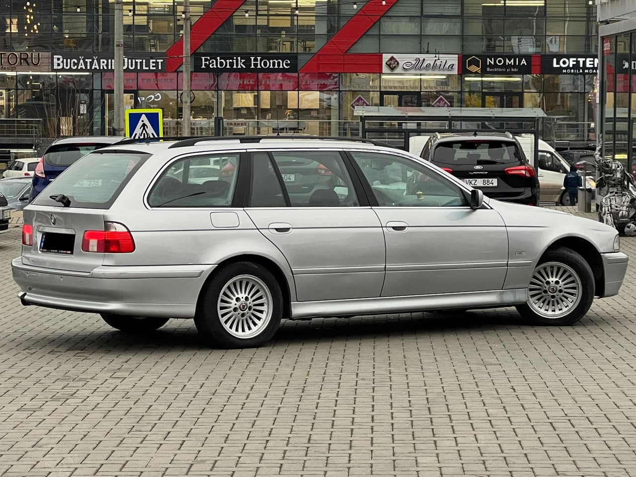 BMW 520 2003 — Миниатюра 3