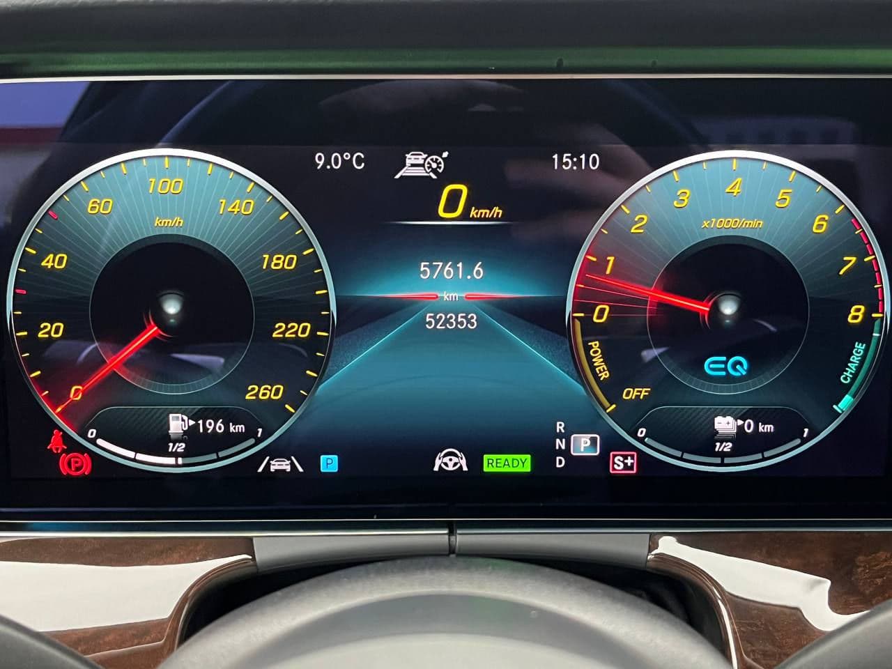 2020 Mercedes E 300e — Miniatură 9