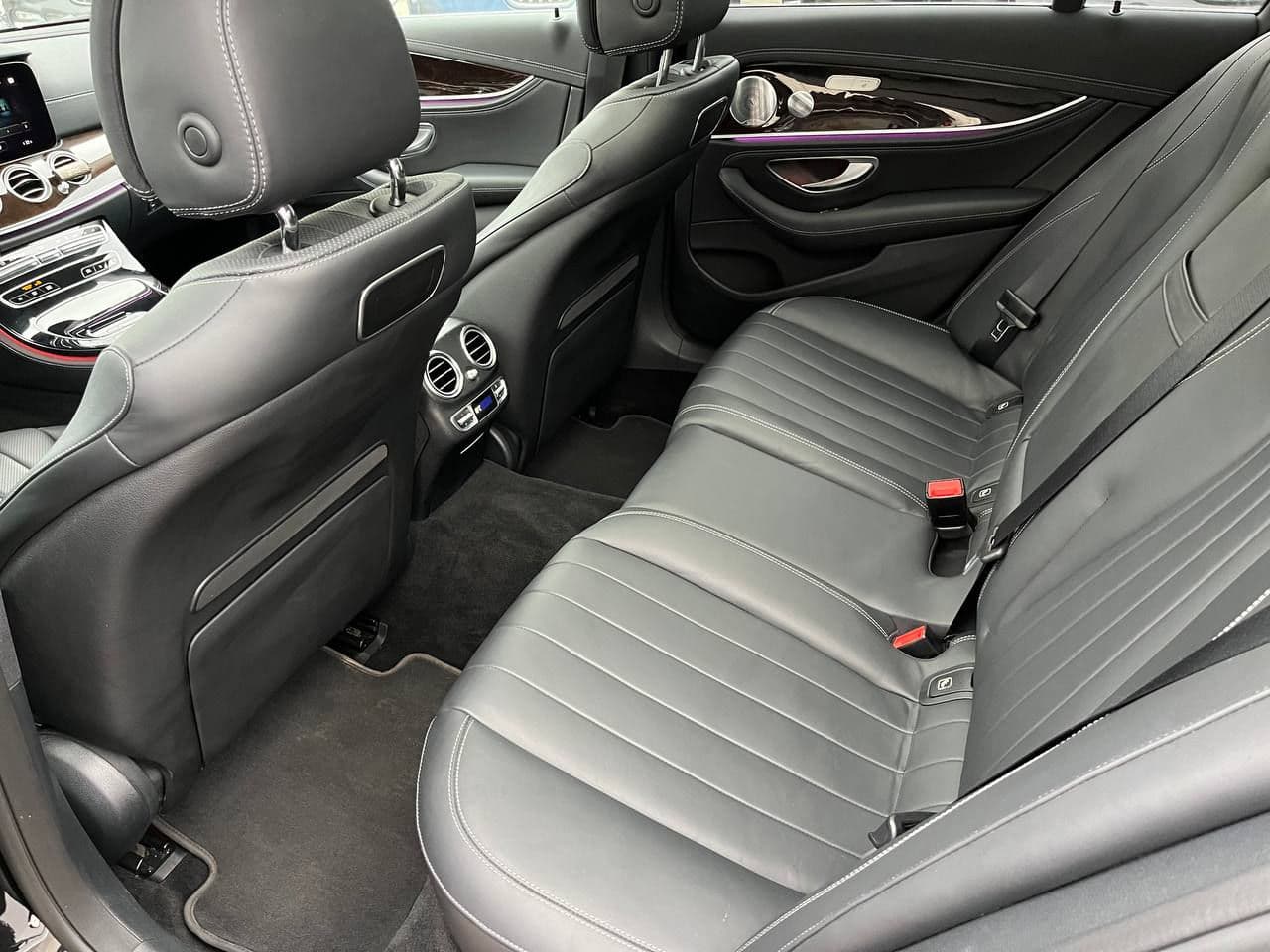 2020 Mercedes E 300e — Miniatură 18