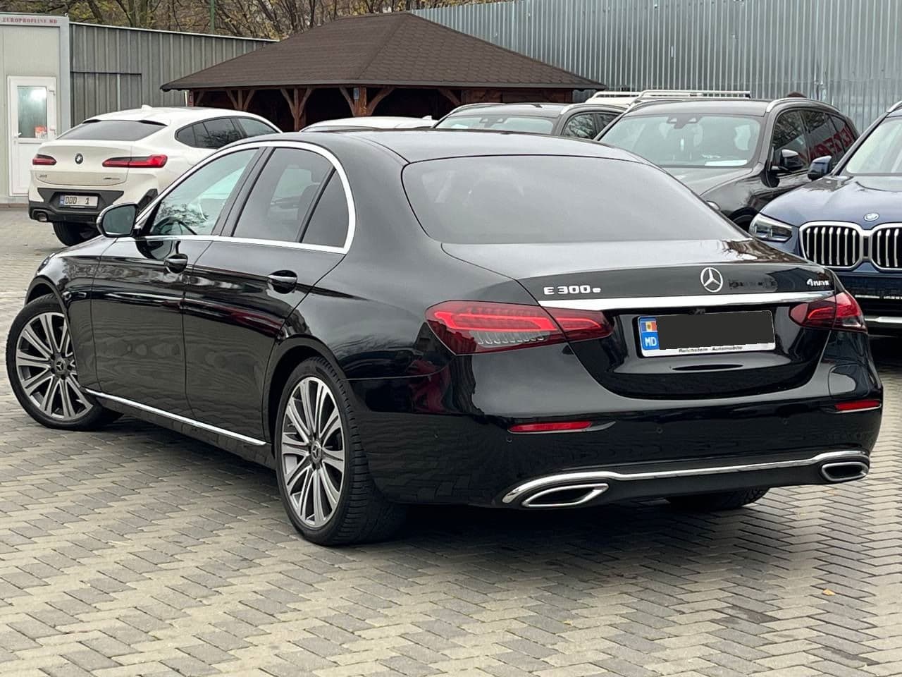 2020 Mercedes E 300e — Miniatură 2