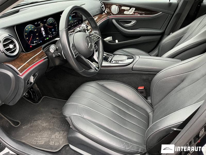 2020 Mercedes E 300e — Miniatură 6