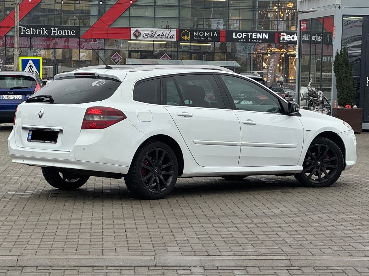 2012 Renault Laguna — Miniatură 3