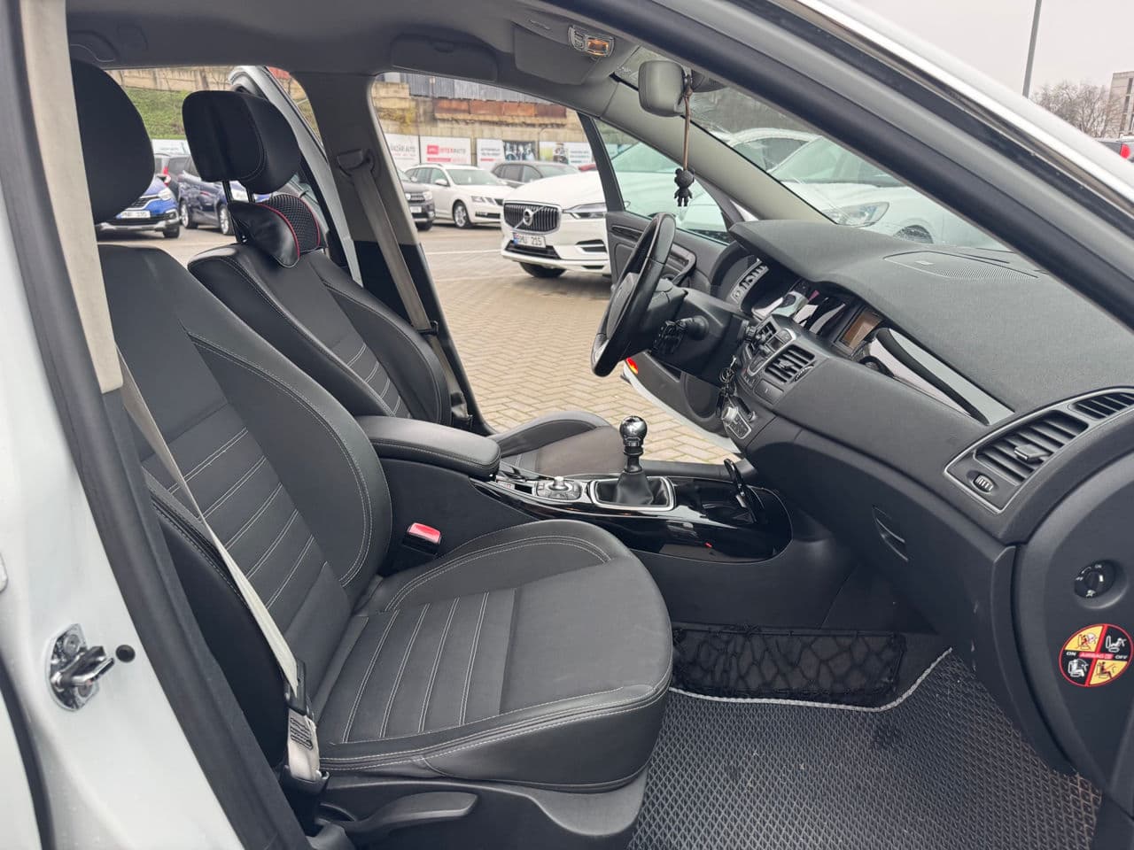 2012 Renault Laguna — Miniatură 17