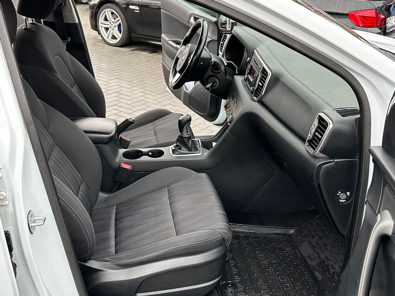 2017 Kia Sportage — Miniatură 5