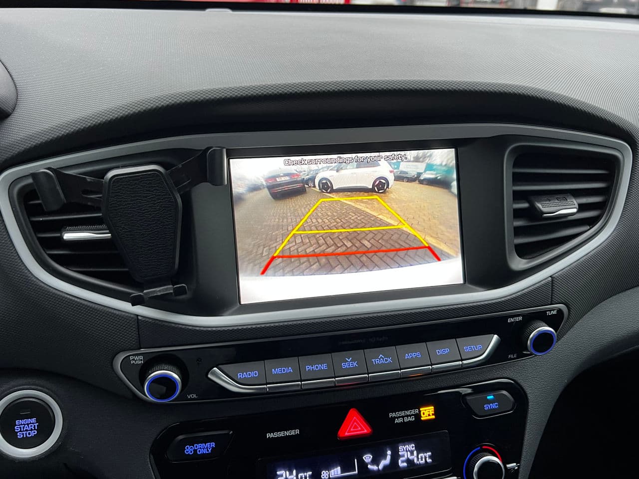 2017 Hyundai Ioniq — Miniatură 9
