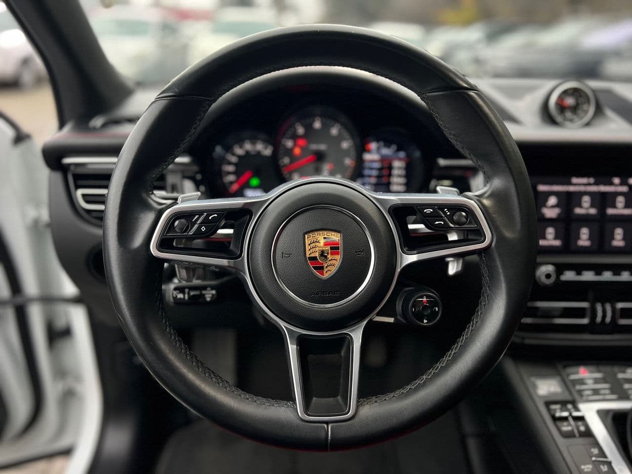 Porsche Macan S 2020 — Миниатюра 10