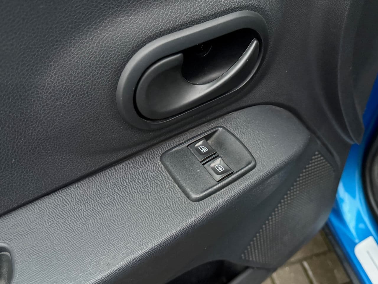 2015 Dacia Lodgy Stepway — Miniatură 6