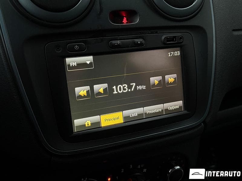 2015 Dacia Lodgy Stepway — Miniatură 9