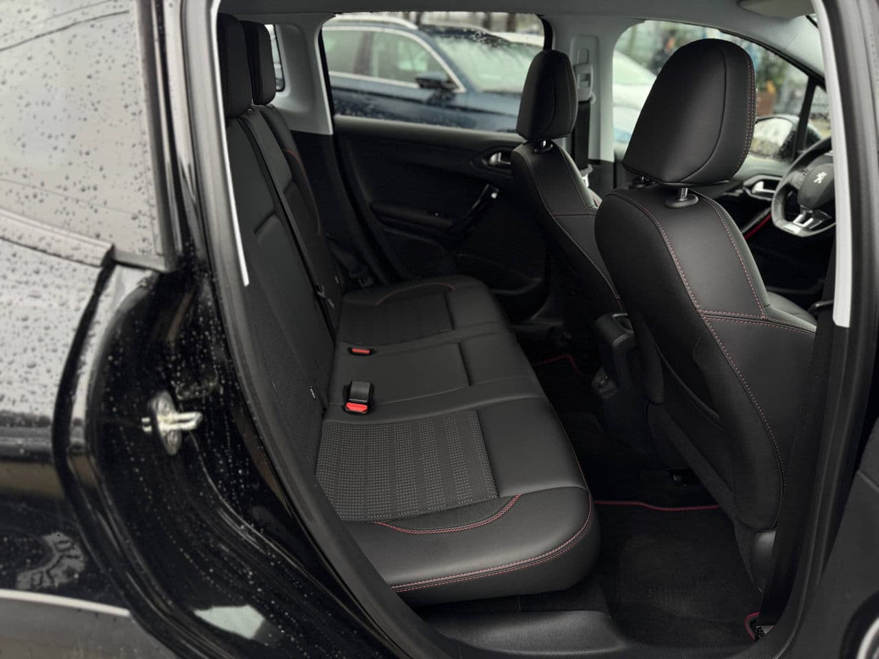 2019 Peugeot 2008 — Miniatură 14