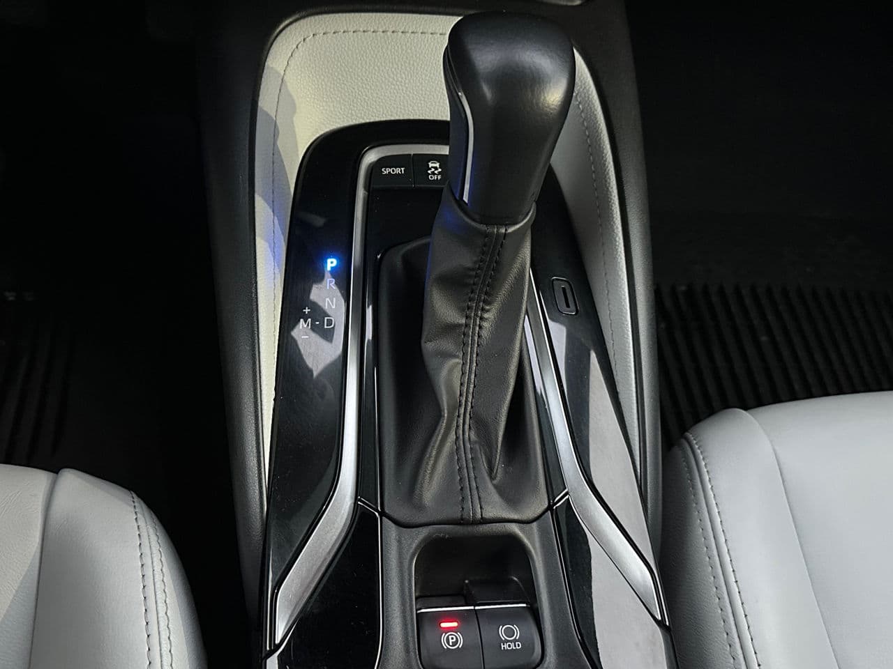 2022 Toyota Corolla — Miniatură 13