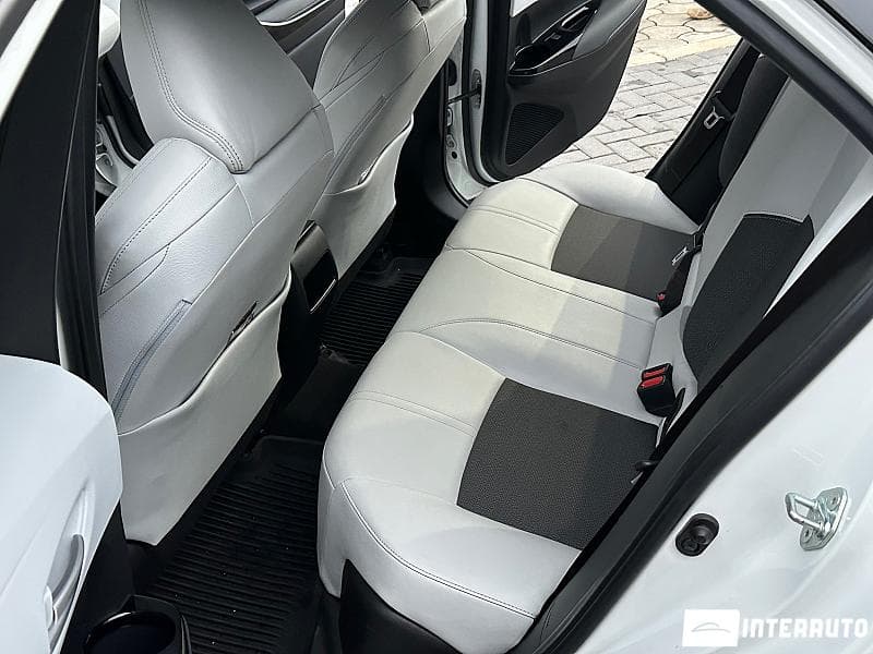 2022 Toyota Corolla — Miniatură 7