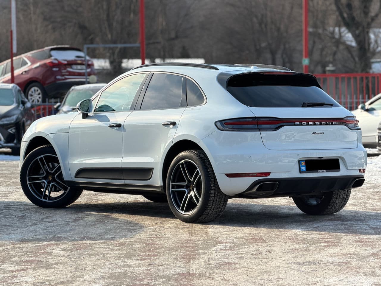 2019 Porsche Macan — Miniatură 2