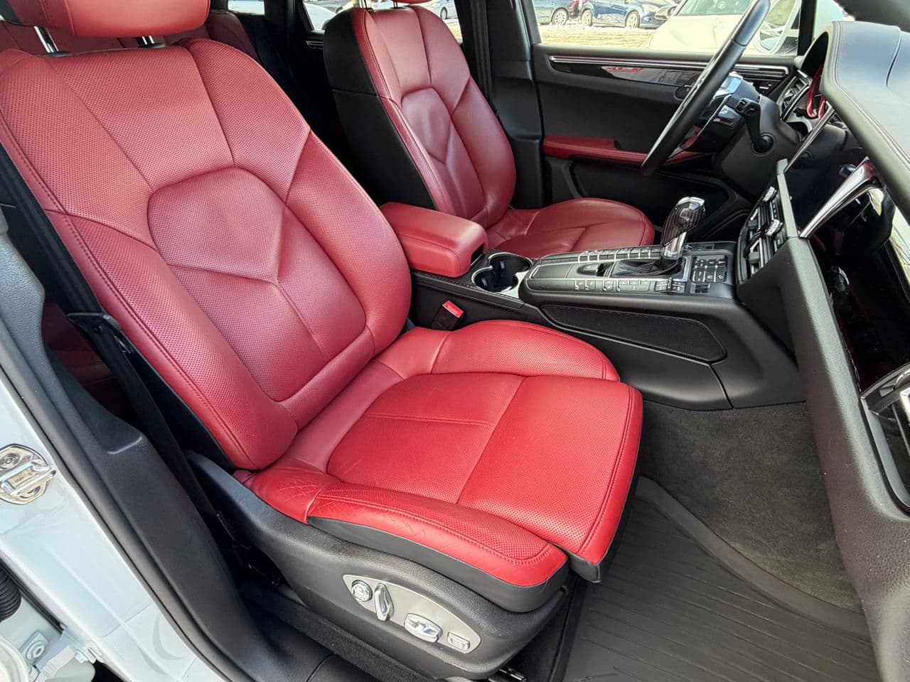 2019 Porsche Macan — Miniatură 17