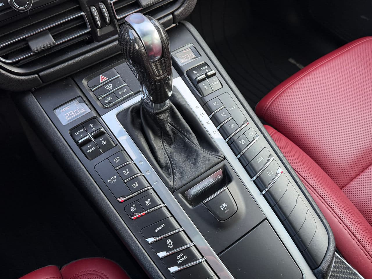 2019 Porsche Macan — Miniatură 16