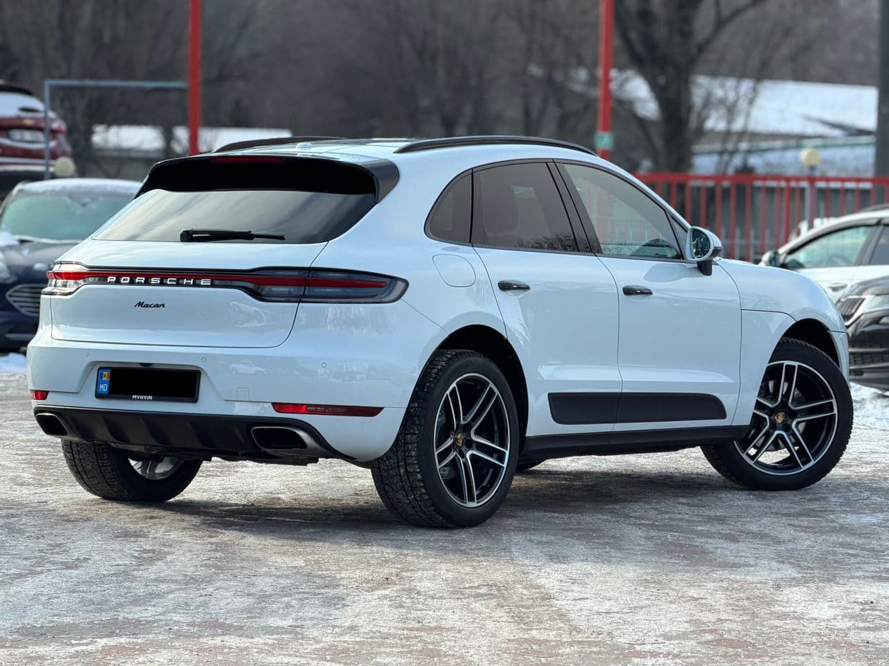 2019 Porsche Macan — Miniatură 3