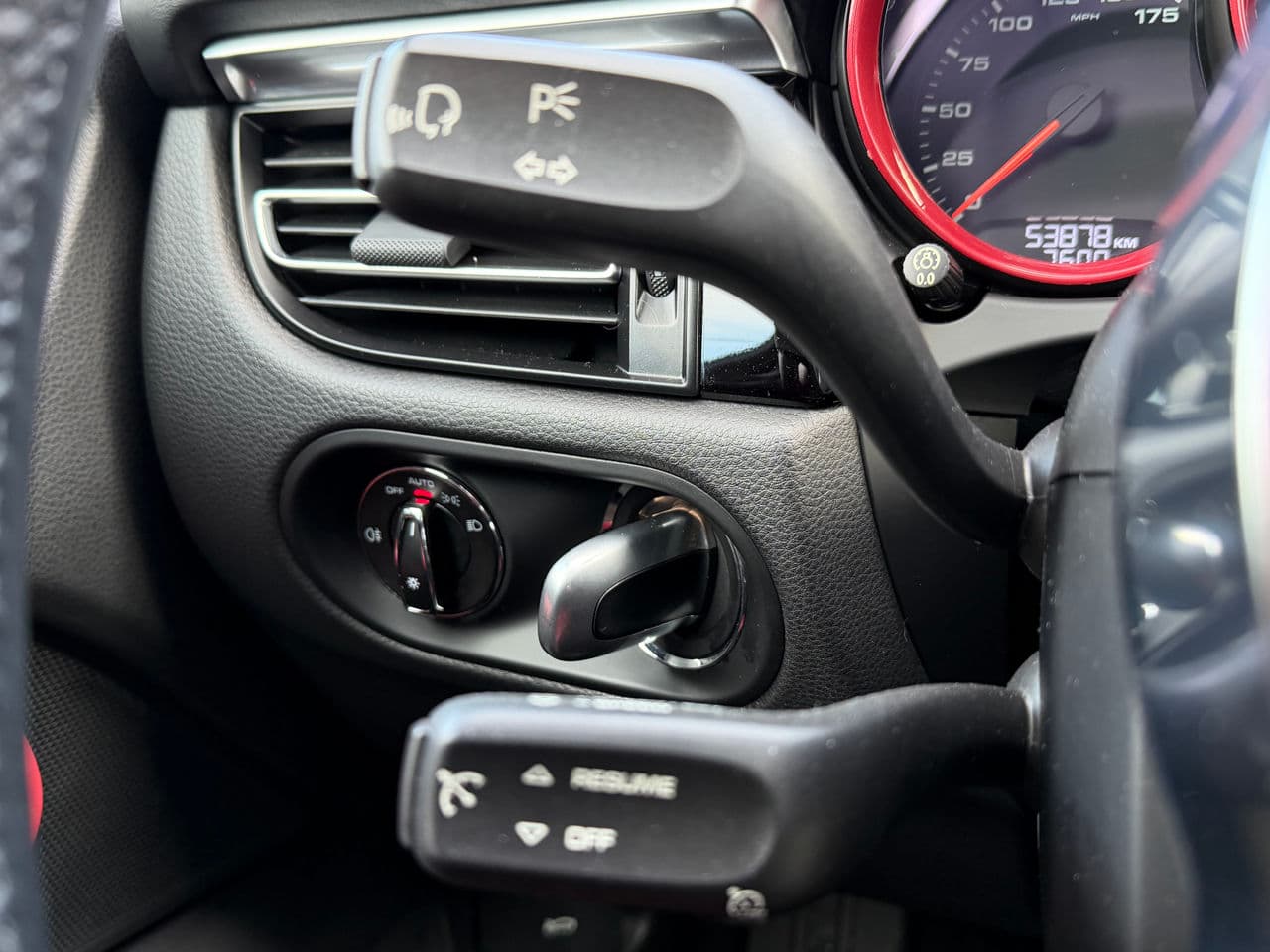 2019 Porsche Macan — Miniatură 13