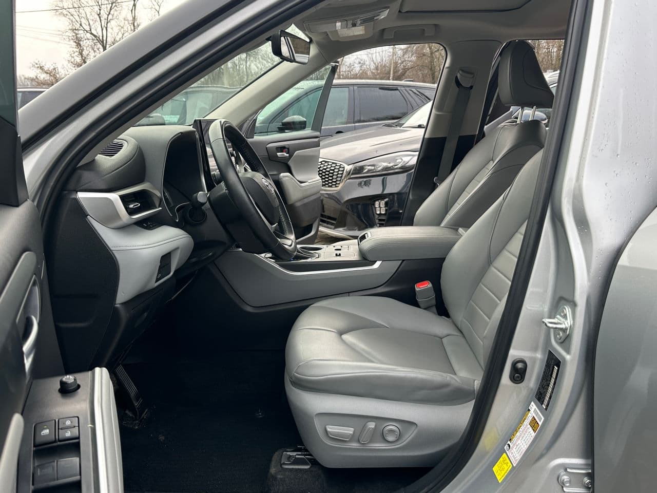 2023 Toyota Highlander — Miniatură 5