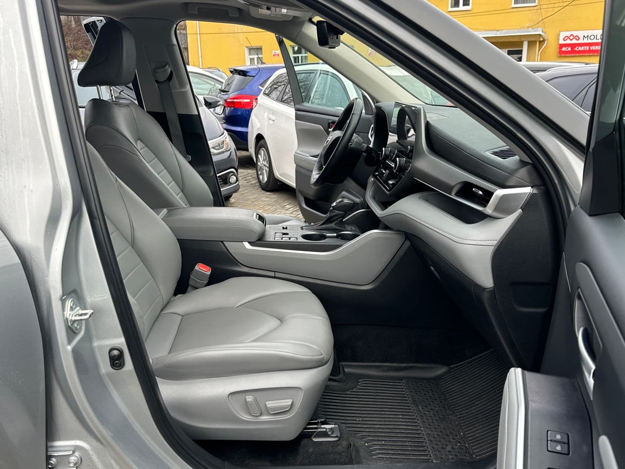 2023 Toyota Highlander — Miniatură 16