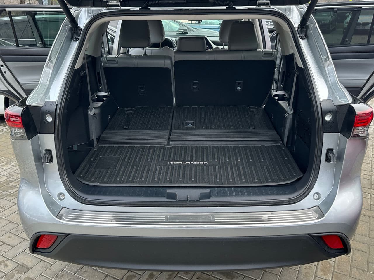 2023 Toyota Highlander — Miniatură 24
