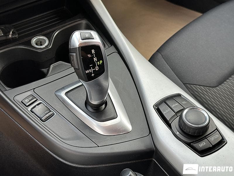2012 BMW 116 — Miniatură 11
