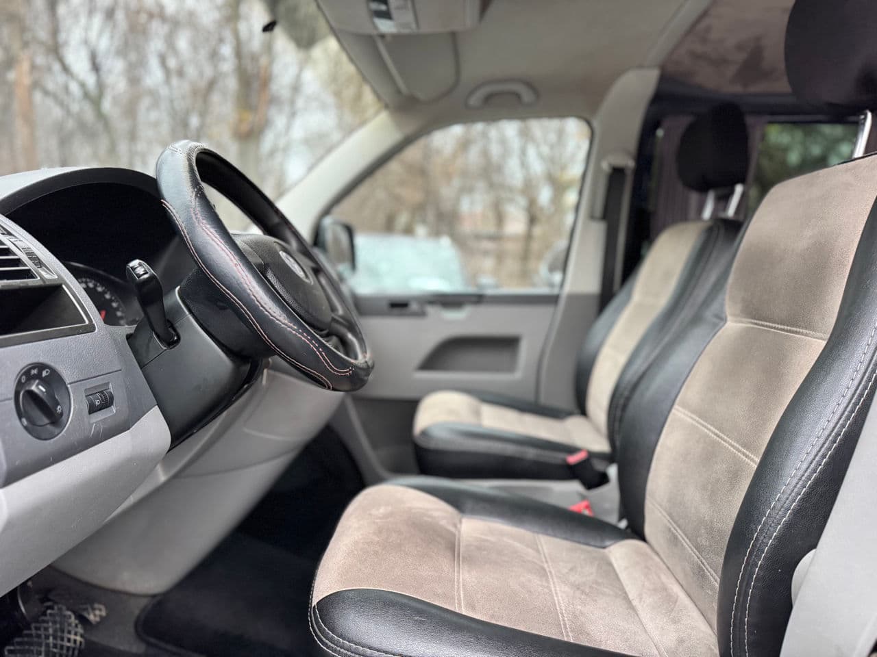 Volkswagen Transporter 2009 — Миниатюра 7