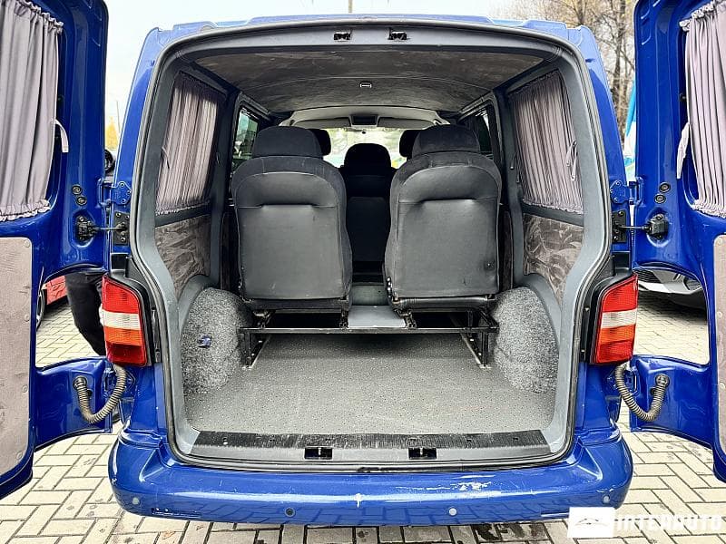 Volkswagen Transporter 2009 — Миниатюра 5