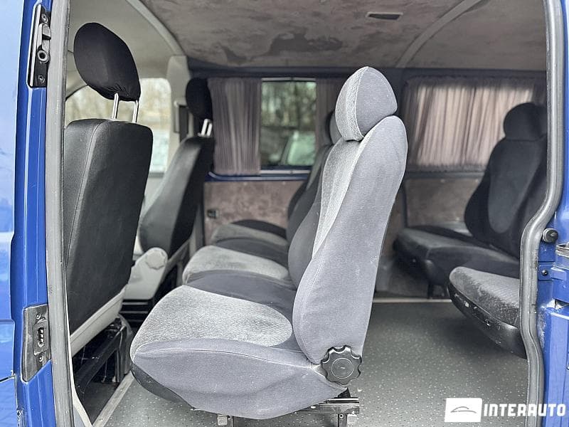 Volkswagen Transporter 2009 — Миниатюра 16