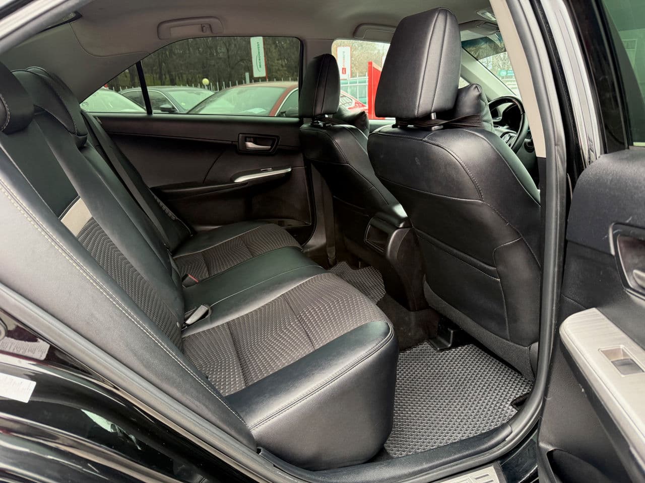 2014 Toyota Camry — Miniatură 14