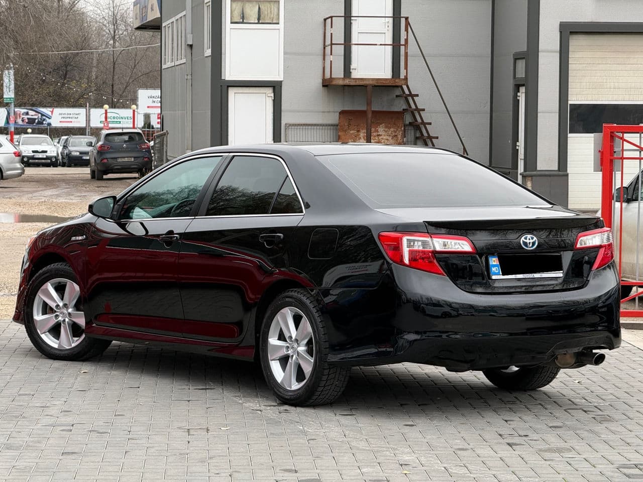 2014 Toyota Camry — Miniatură 4