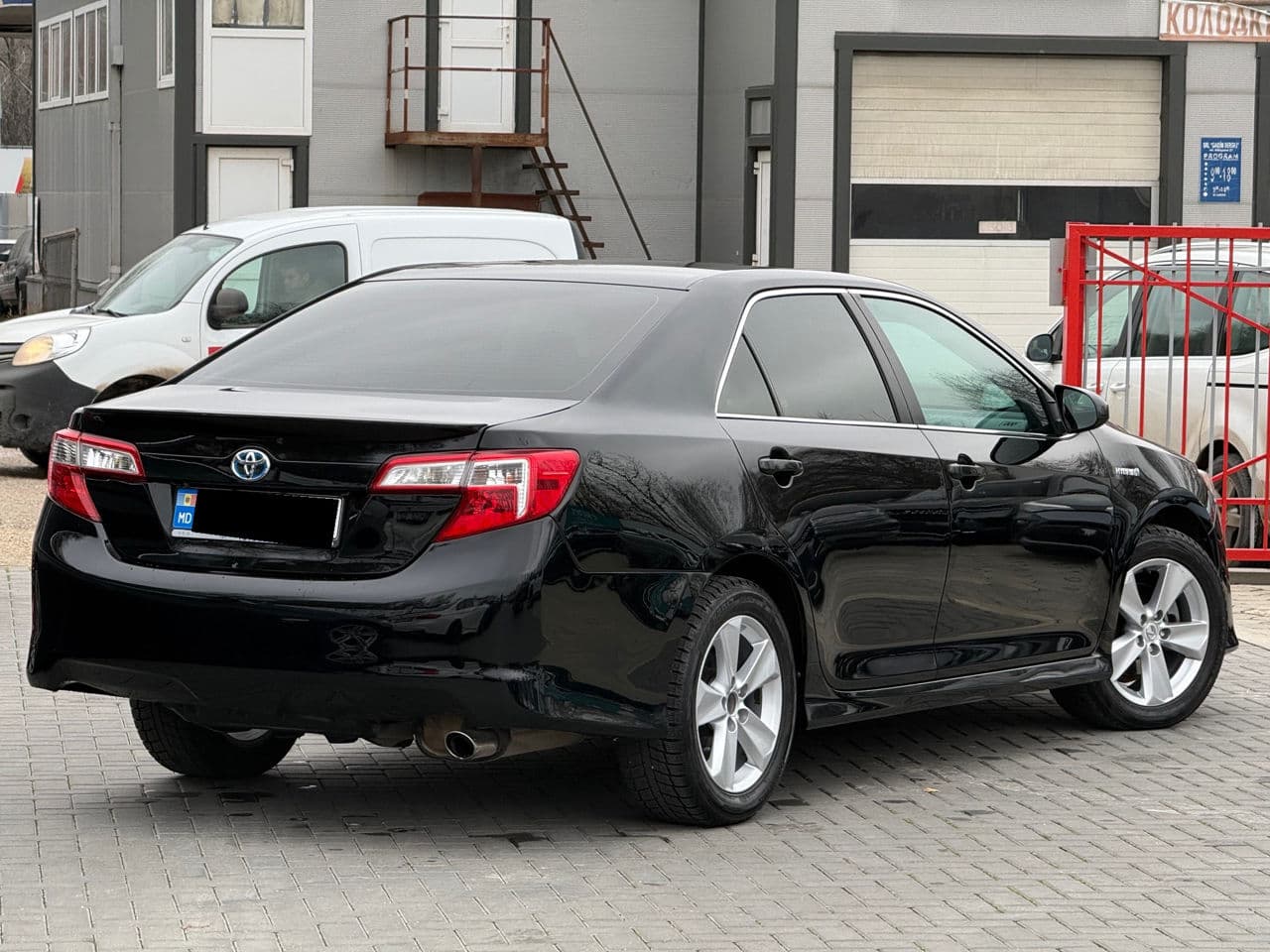 2014 Toyota Camry — Miniatură 3