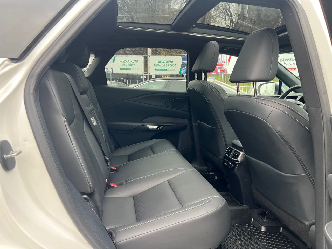 2023 Lexus RX 350h — Miniatură 15