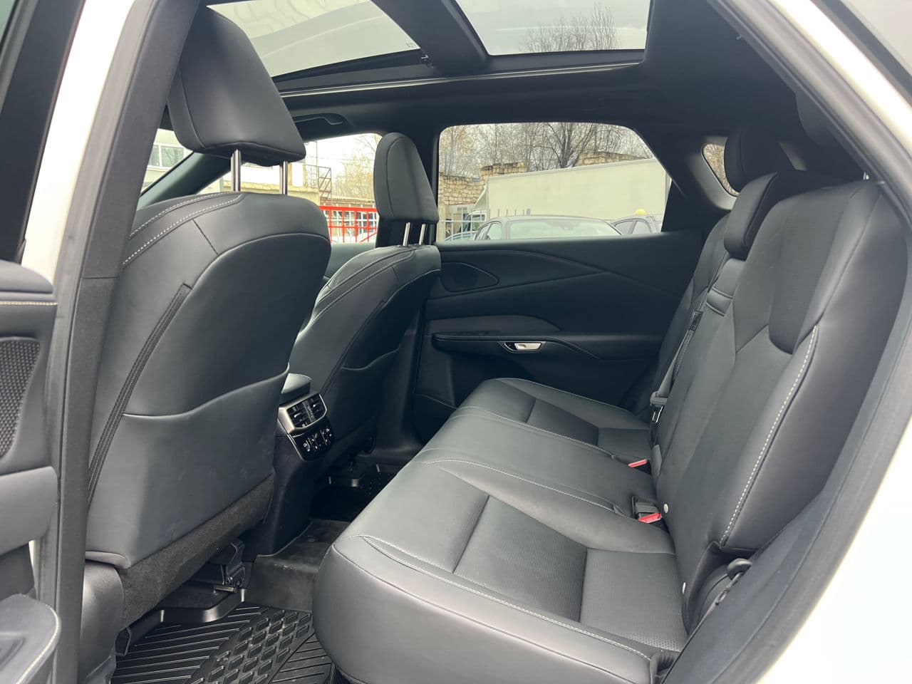2023 Lexus RX 350h — Miniatură 14