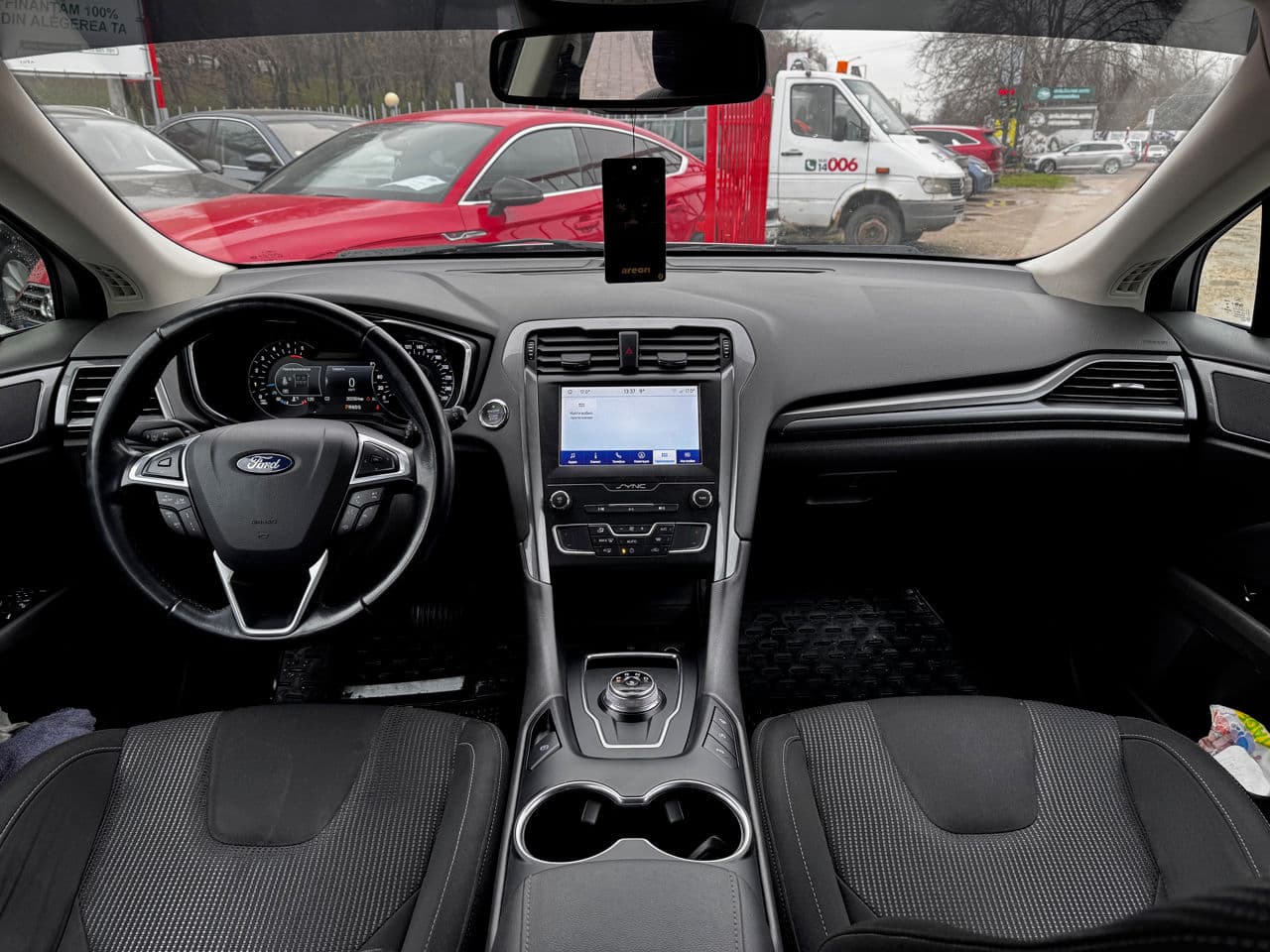 Ford Mondeo 2020 — Миниатюра 8